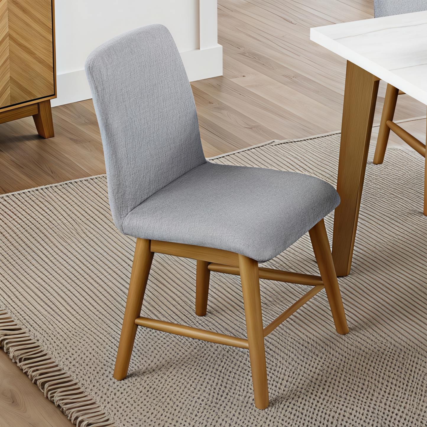 Mandeir Round Dining Table