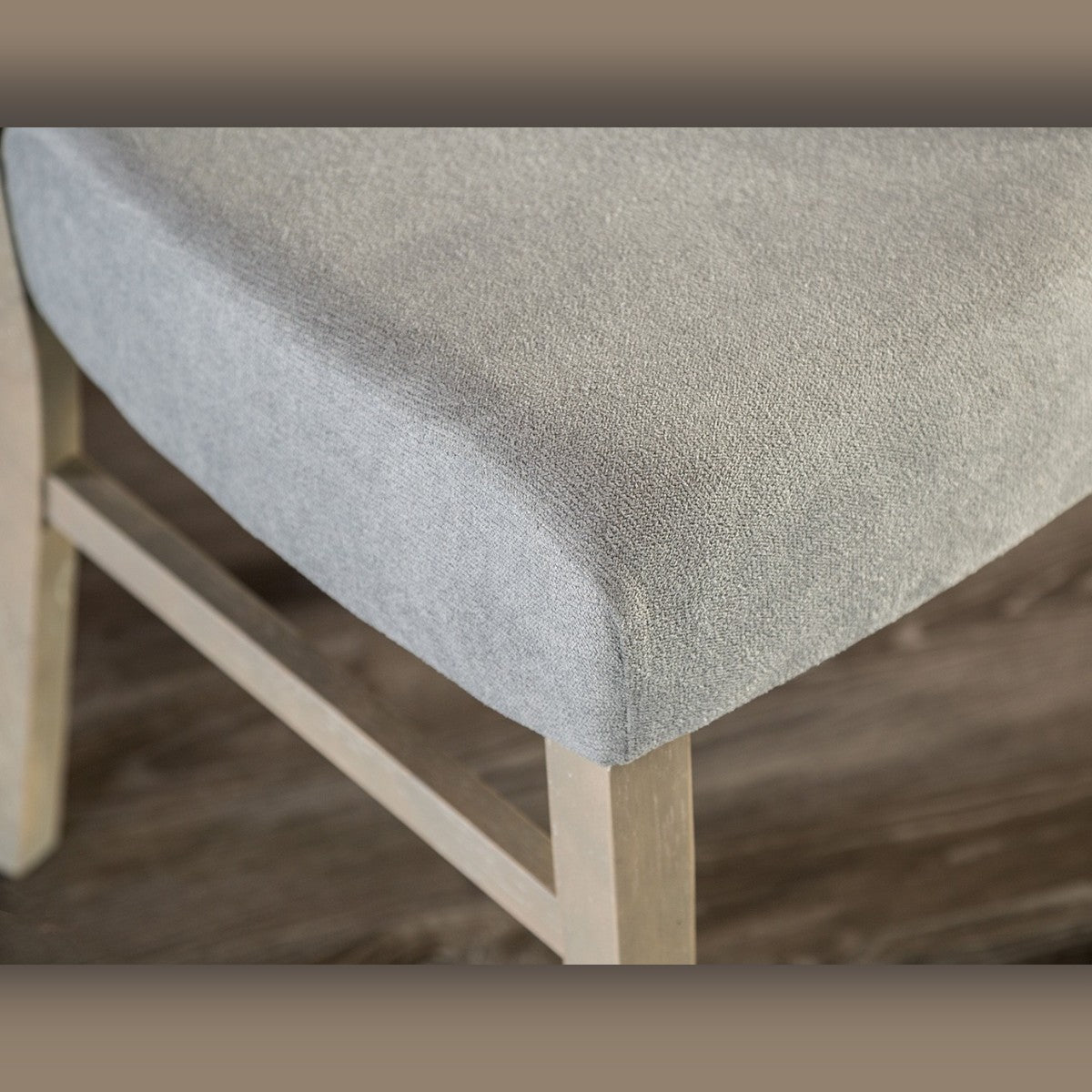 Kaines Dining Set
