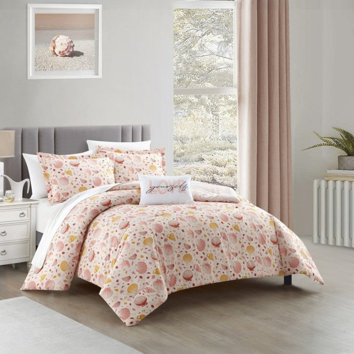 Sumba 4-Piece Comforter Set - Queen Size