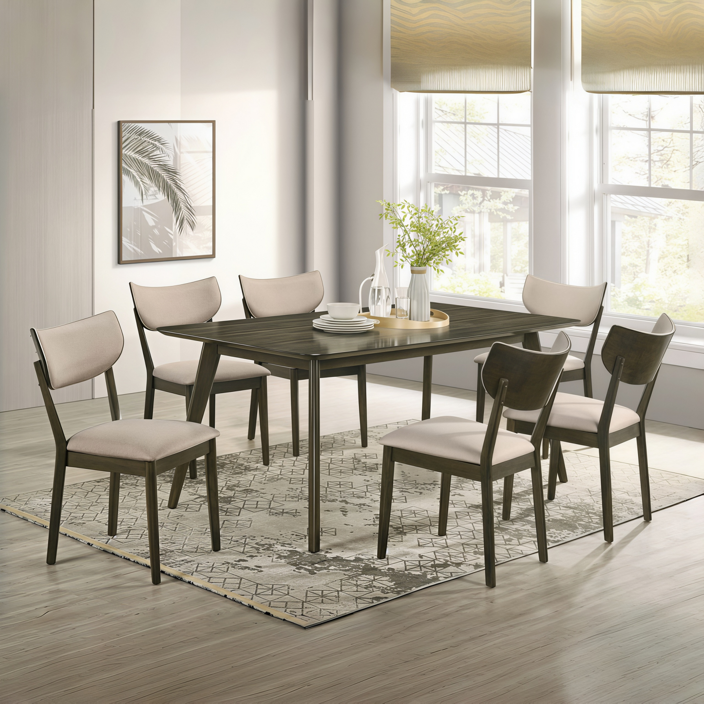 Huttwel Dining Set