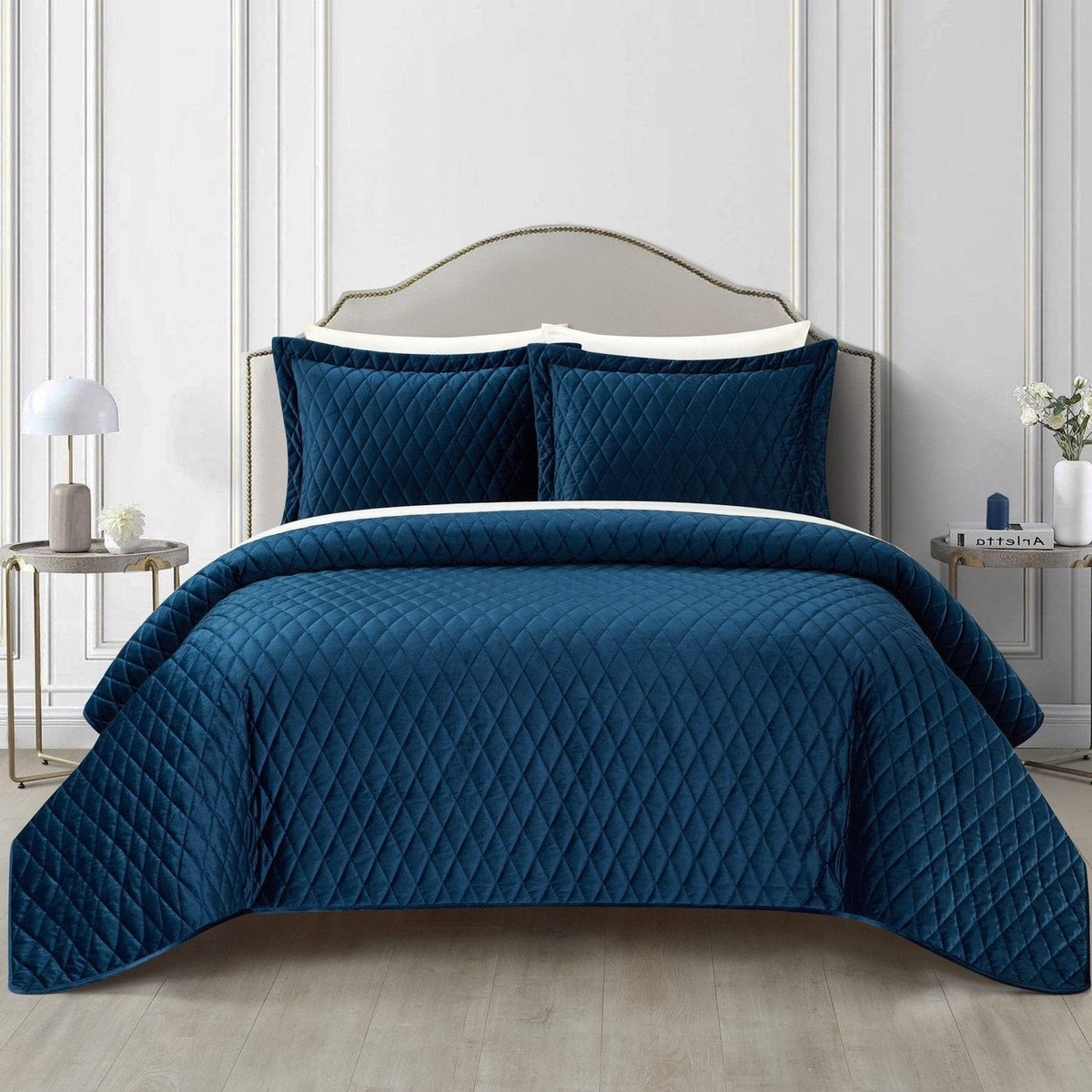 Wafa 3-Piece Quilt Set - King & Queen Size