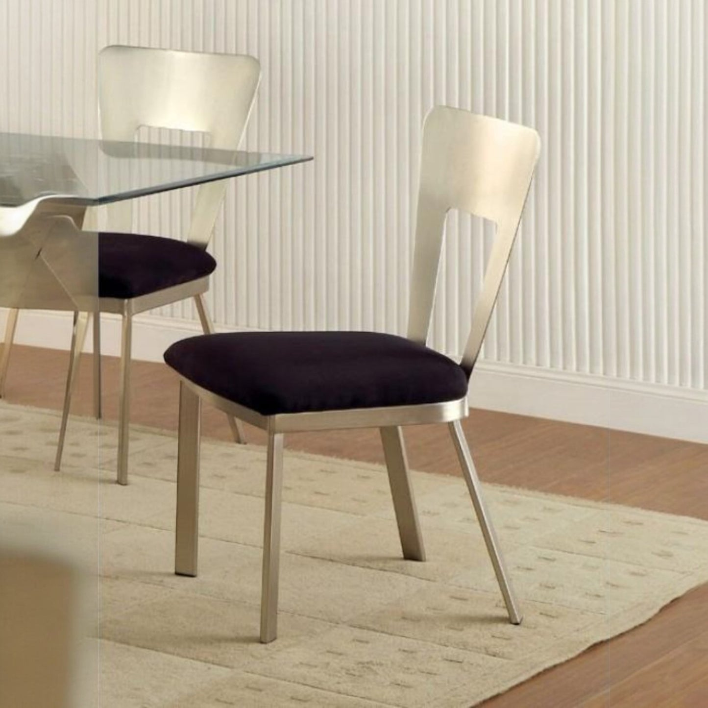 Noya Dining Set