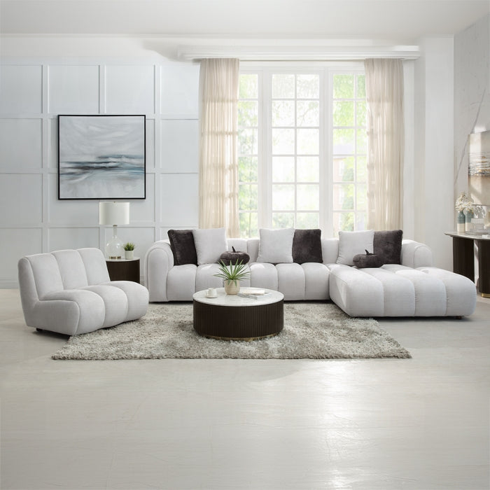 Manille Sectional Sofa w/8 Pillows