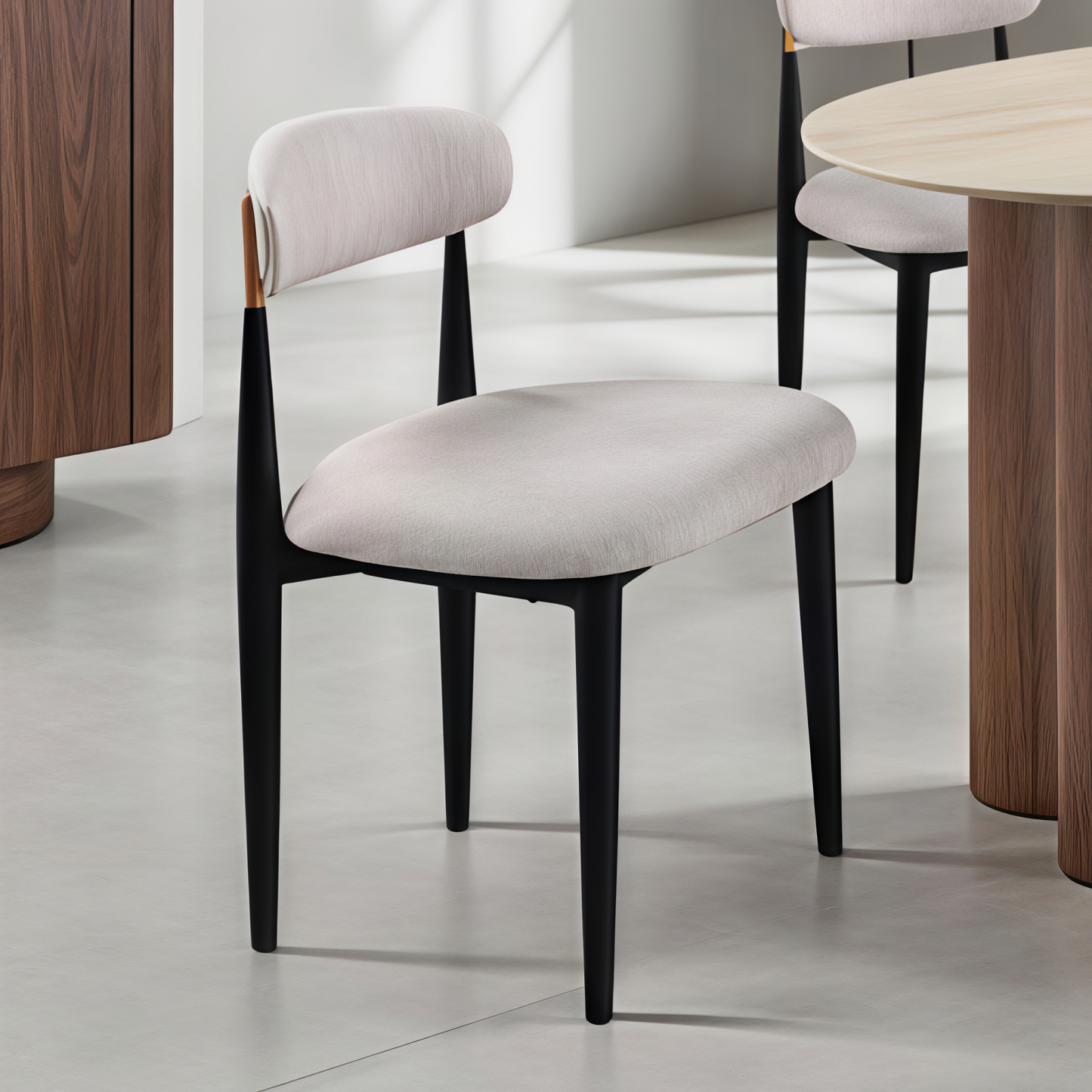 Kronis Dining Set