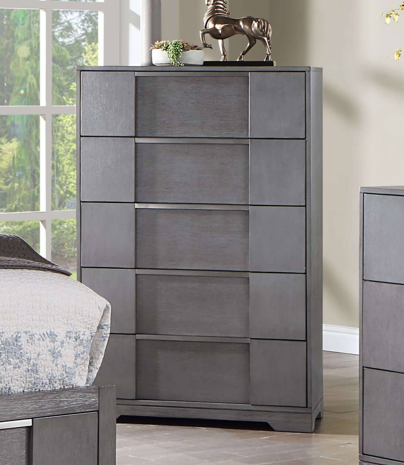 Romulus Bedroom Set