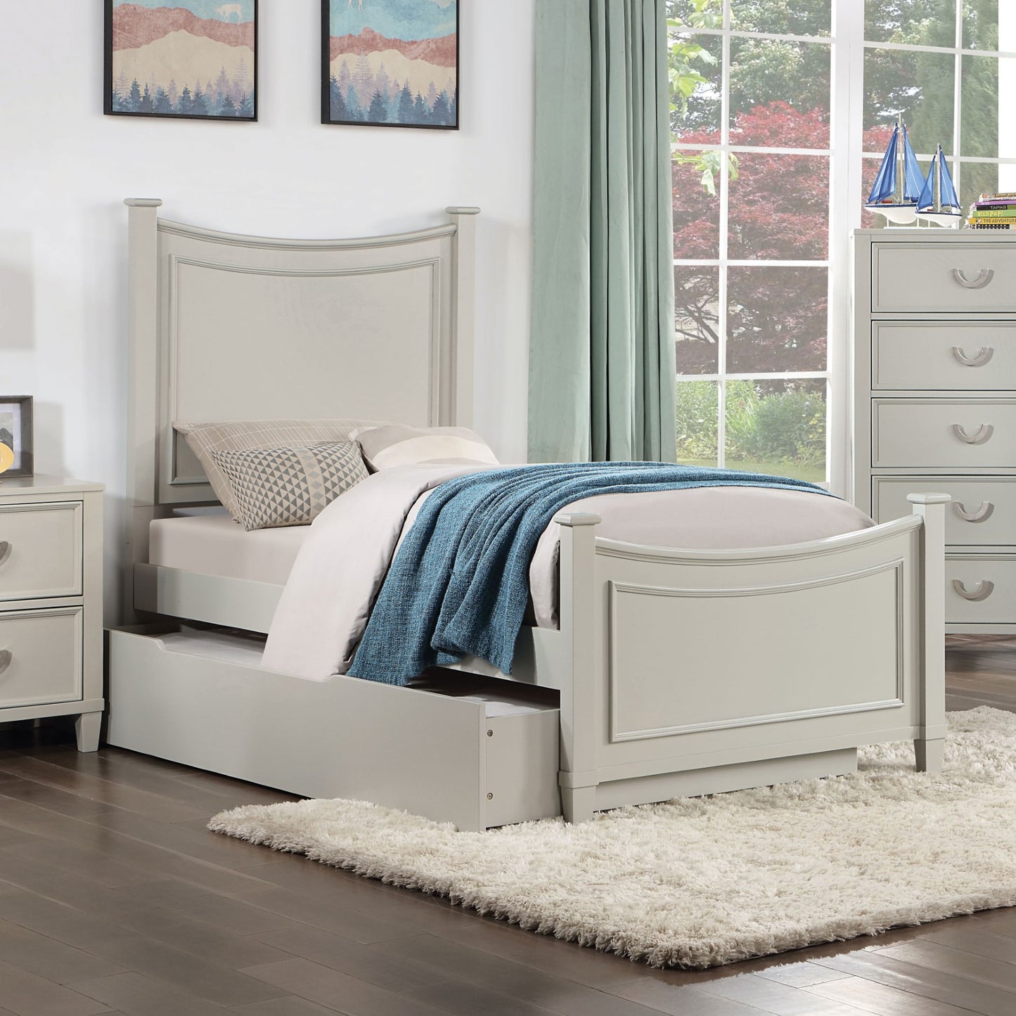 Lysandra Bedroom Set