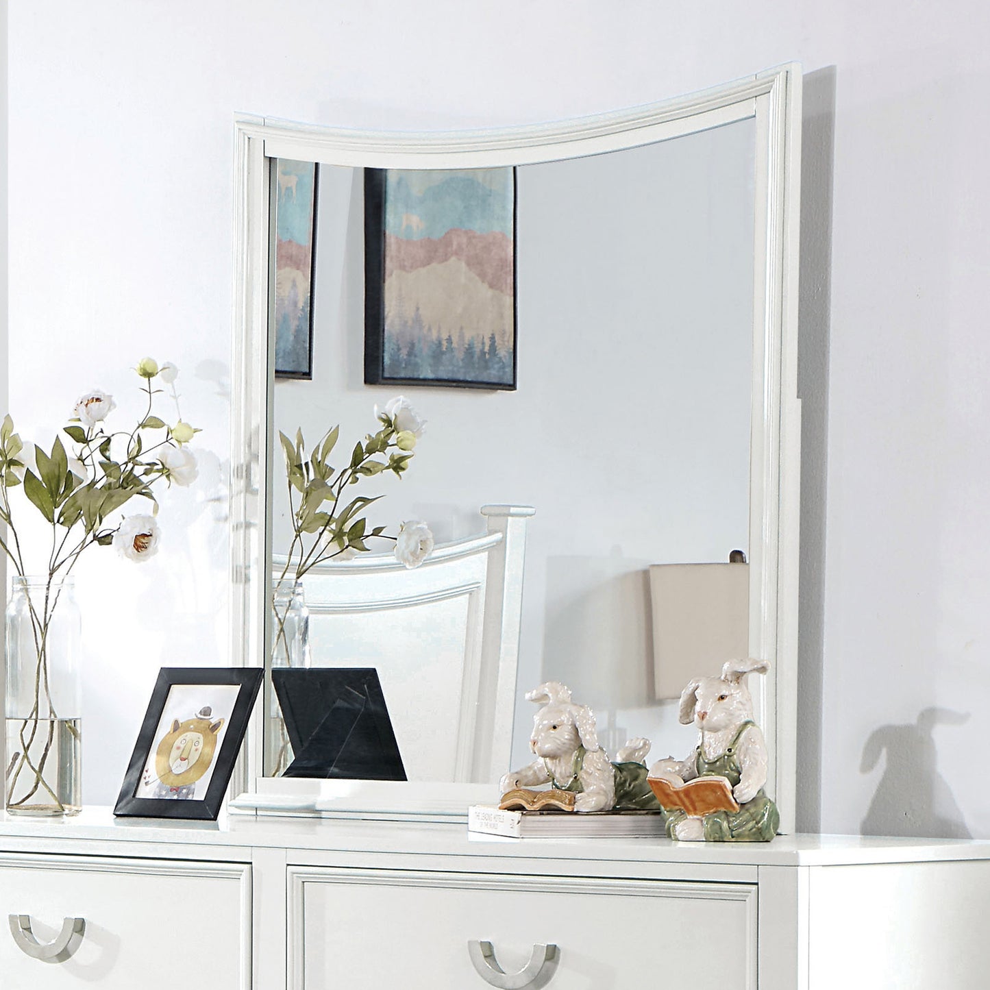 Lysandra Bedroom Set