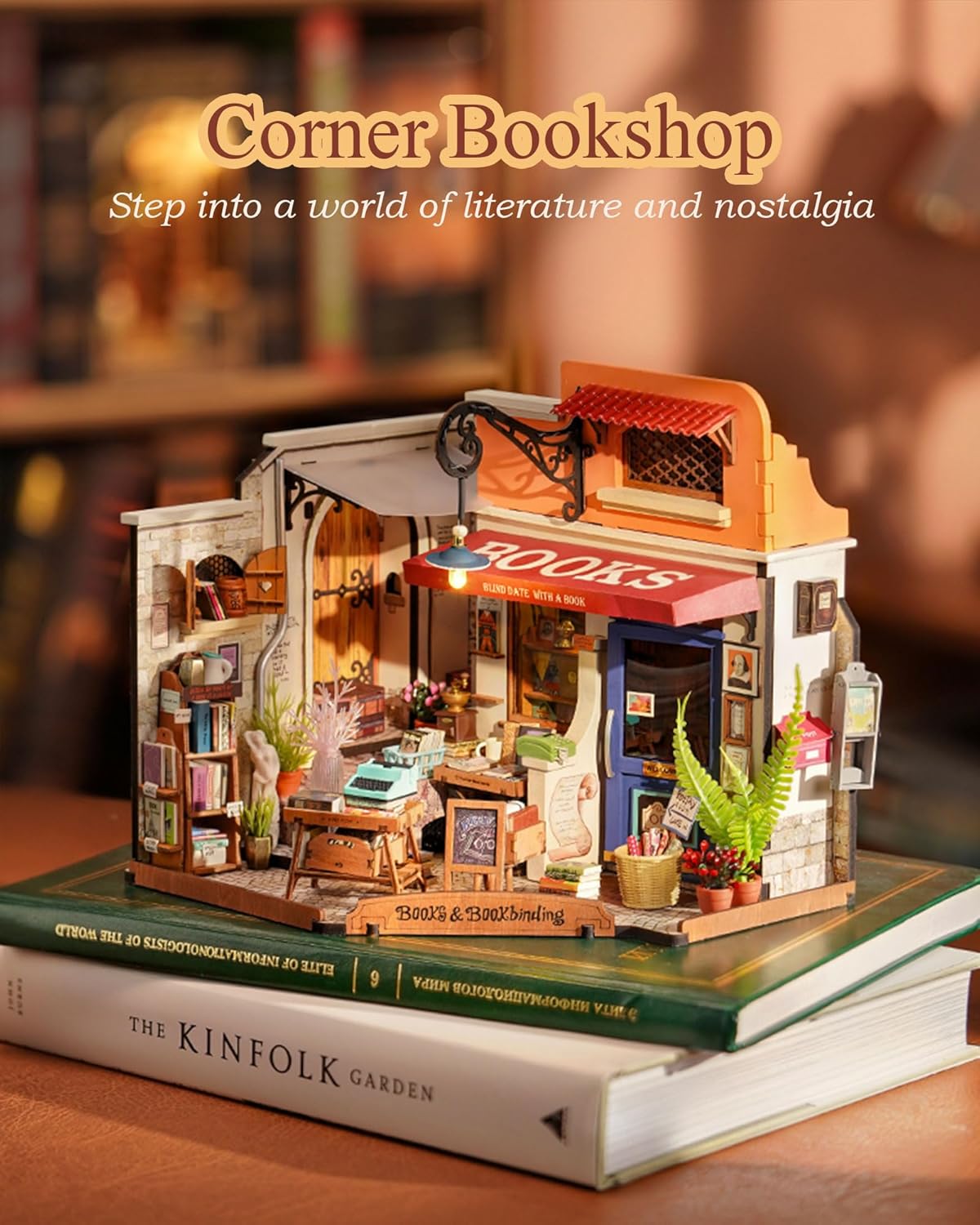 Corner Bookstore (DG164)