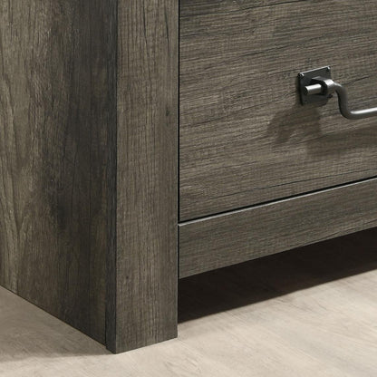 Britonial Bedroom Set