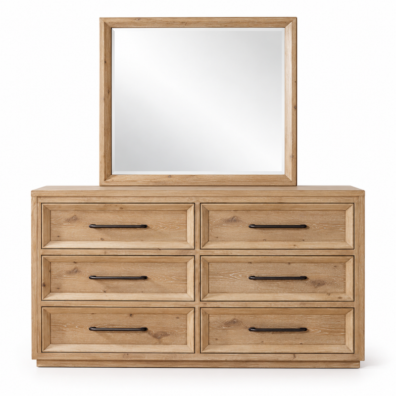 Helia Dresser