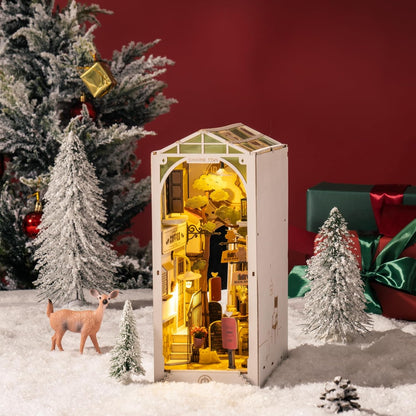 Sunshine Town Book Nook - Futu With . . .