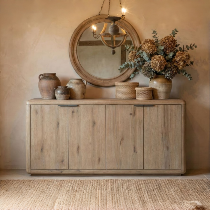 Solenne Arve 4-Door Cabinet