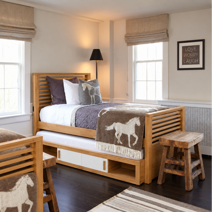 Daymont Bed