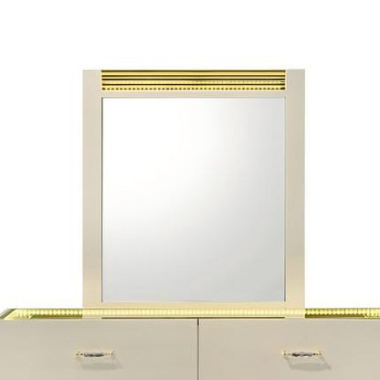 Lucia Mirror