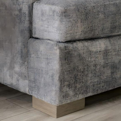 Leytonford Loveseat