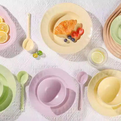 Pastel Cream Dinnerware