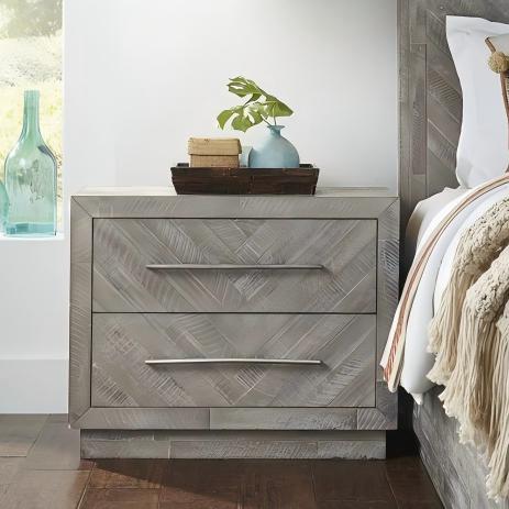 Alessandra Nightstand