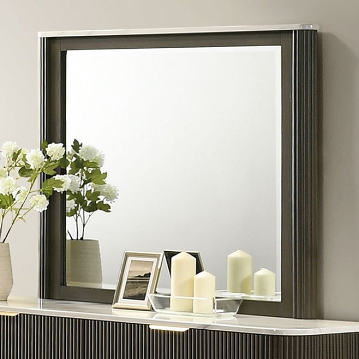 Leandros Mirror
