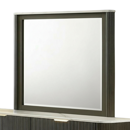 Leandros Mirror