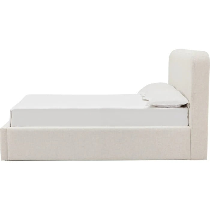 Ofwen Upholstered Platform Bed